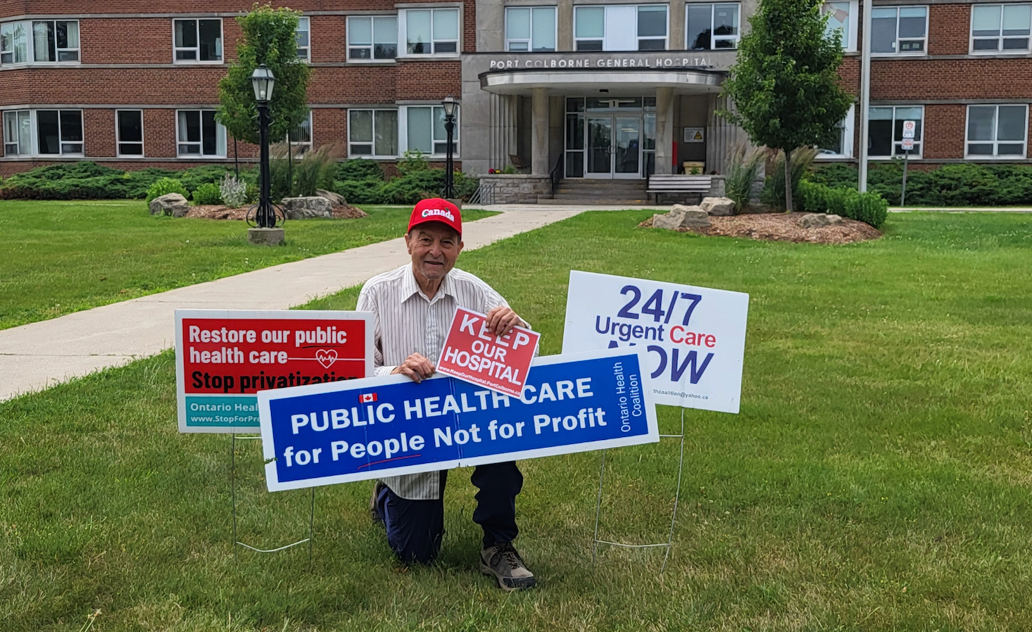 Larry Rosnuk advocating for public health care in front of Port Colborne General Hospital